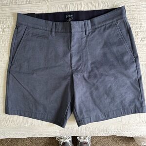 J. Crew Men's Blue 7” Oxford Tech Shorts